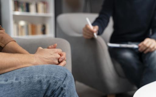 Cellule d&rsquo;écoute psychologique en entreprise : dans quelles situations est-elle réellement utile ?